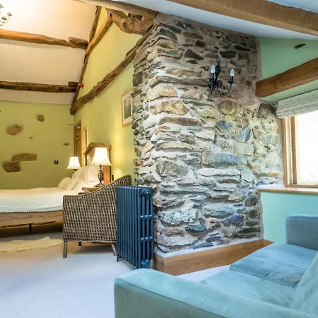 The Wayside And Whisky Barn Hotel Whitbeck Room photo