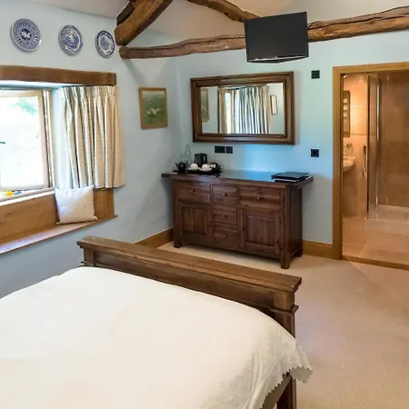 The Wayside And Whisky Barn Hotel Whitbeck Room photo